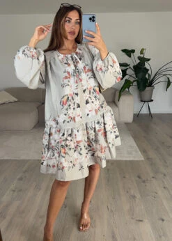 Kleid Mit Floralem Print
