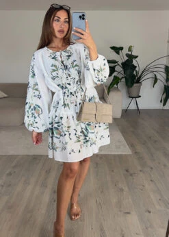 Minikleid Mit Blumenmuster 13 Minikleid Mit Blumenmuster -NAHA Damenmode IMG 0334 2