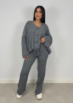 Strick-Set Aus Cardigan Und Hose -NAHA Damenmode IMG 0795T