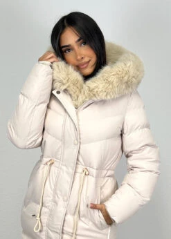 Langer Parka Mit Kunstfell -NAHA Damenmode IMG 0867