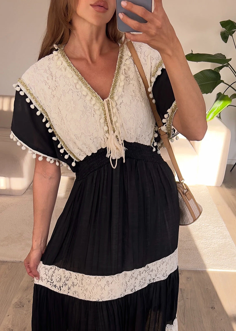 Maxikleid Mit Quasten-Detail 4 Maxikleid Mit Quasten-Detail – Bild 2