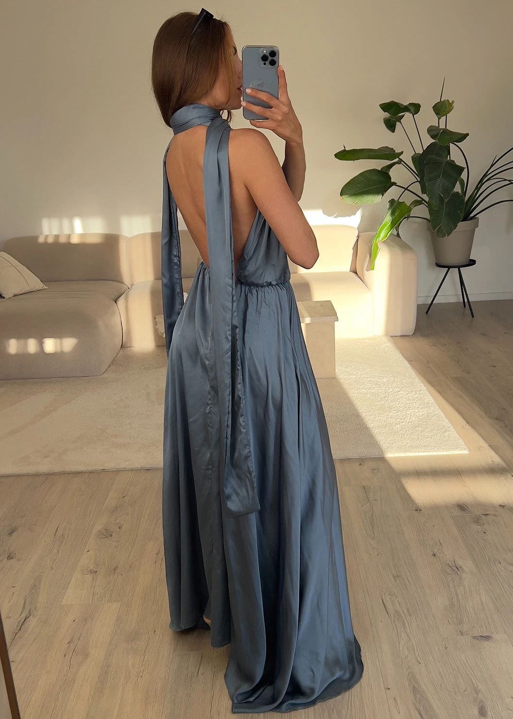 Wickelbares Abendkleid 5 Wickelbares Abendkleid – Bild 3