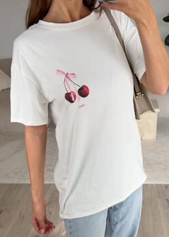 Oversize T-Shirt Mit Kirschprint -NAHA Damenmode IMG 2016