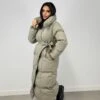 Lange Winterjacke Mit Gürtel -NAHA Damenmode IMG 2123 9659a91e ea7a 4577 81b4 814c6ac7deb6