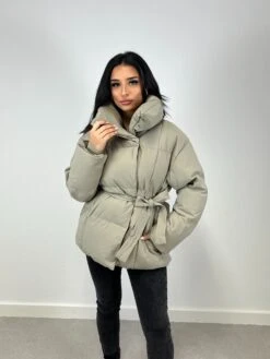 Winterjacke -NAHA Damenmode IMG 2137 1 min