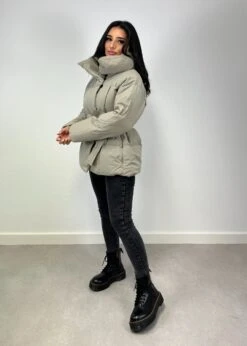 Winterjacke -NAHA Damenmode IMG 2139 1 min