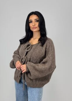 Cardigan Mit Schleifen Details -NAHA Damenmode IMG 2154