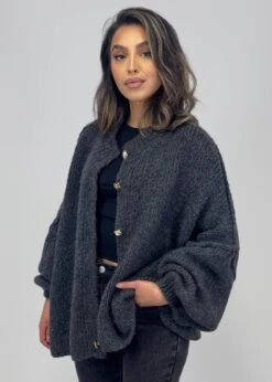 Oversize Strickjacke -NAHA Damenmode IMG 2634