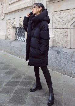 Titelseite -NAHA Damenmode IMG 3737