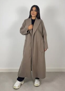 Eleganter Bindemantel