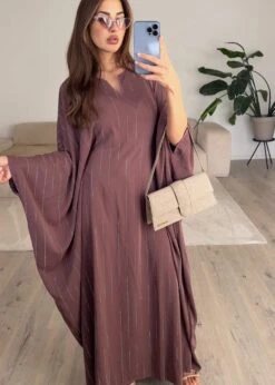 Fließendes Maxikleid Mit Glitzer-Details -NAHA Damenmode IMG 7260 1