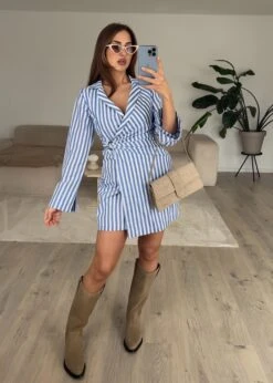 Gestreiftes Wickelkleid Mit Taillengürtel -NAHA Damenmode IMG 7283 1