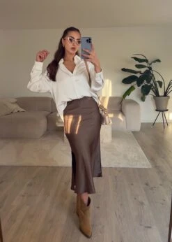 Satin Midirock -NAHA Damenmode IMG 7820 1 1 39c393ff b4fc 4bb8 9640 82d817ac7c3c