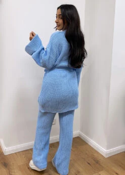 Set Aus Cardigan Und Hose -NAHA Damenmode IMG 8816 3b6c4e80 f149 4d62 83ad 3a426e35e2f0