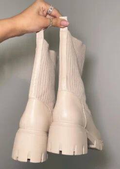 Stiefelette Mit Rippenstrick-Schaft 14 Stiefelette Mit Rippenstrick-Schaft -NAHA Damenmode IMG 9090