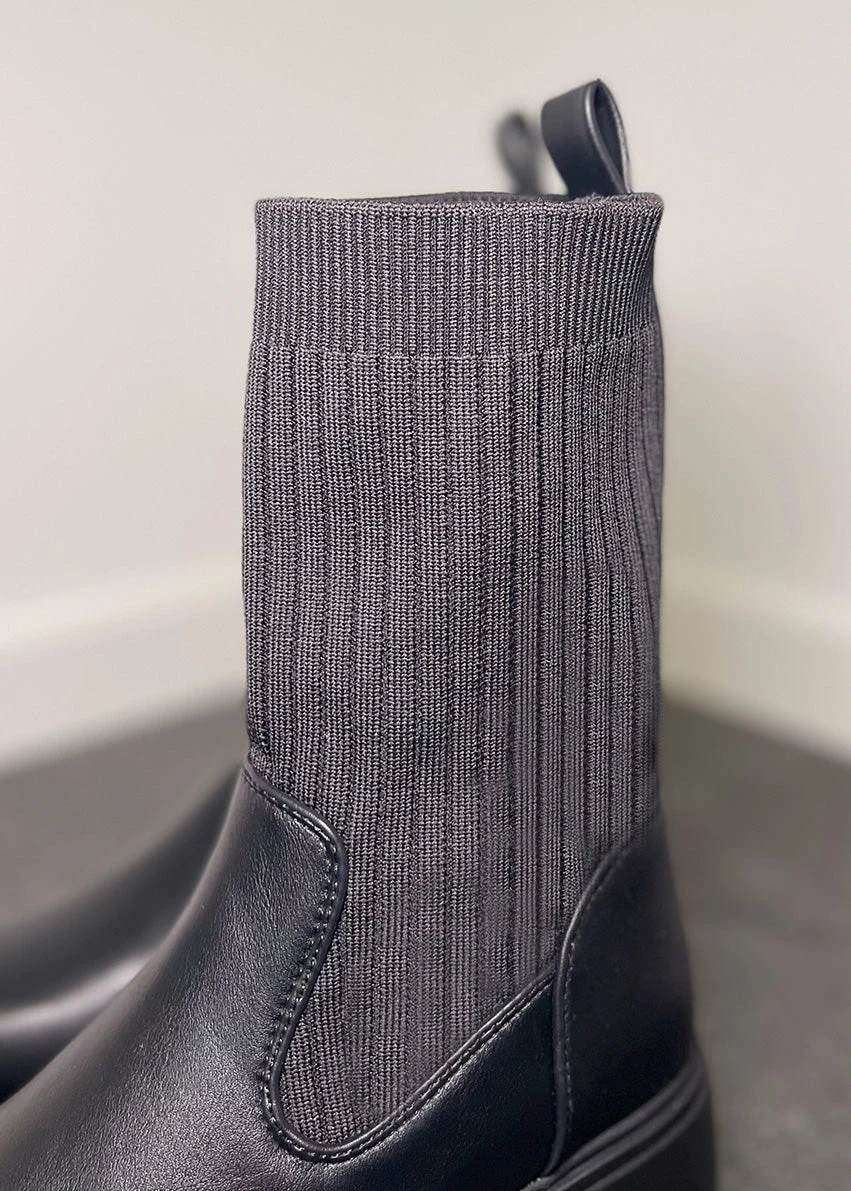 Stiefelette Mit Rippenstrick-Schaft 10 Stiefelette Mit Rippenstrick-Schaft – Bild 8