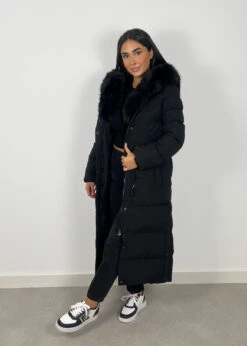 Langer Parka Mit Kunstfell -NAHA Damenmode IMG 9327 6432f76d dcae 4ad0 918b d134ff216519