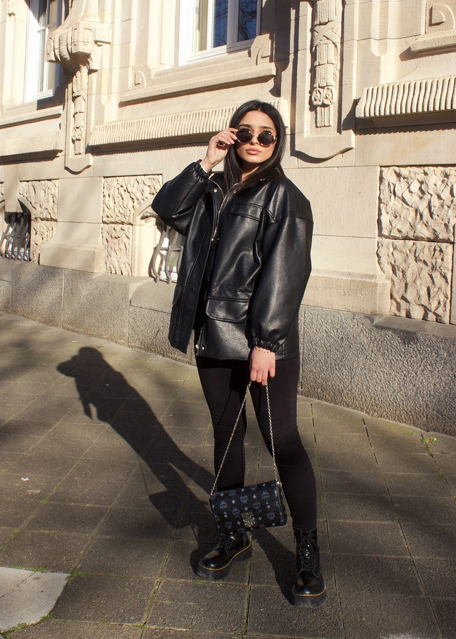 Kunstlederjacke 11 Kunstlederjacke – Bild 9