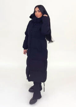 Winterparka Mit Kapuze Aus Kunstfell