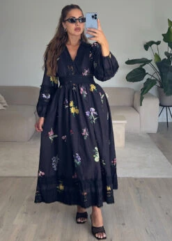 Spitzenkleid Mit Blumenmuster -NAHA Damenmode kleid mit blumenmuster schwarz 2